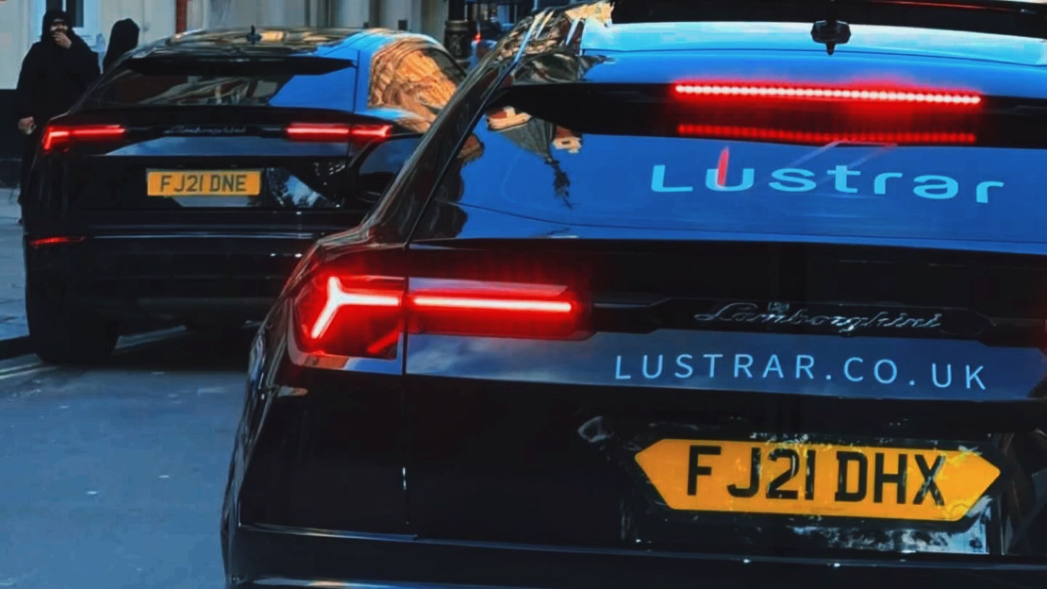 Load video: LUSTRAR shuts down Mayfair with OLLIE the supercar kid